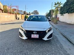 نيسان ألتيما